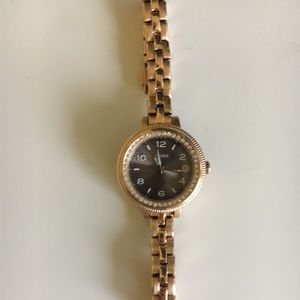 Rose gold fossil watch